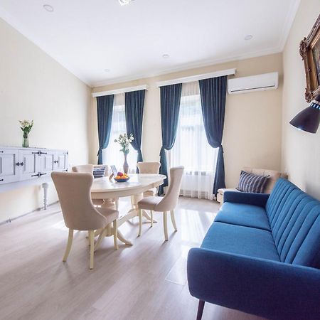 Old Town-Booking Apartment Tbilisi Esterno foto